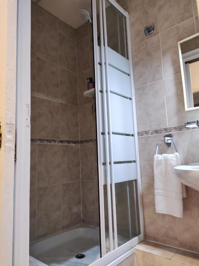 Pension Bertolin Barcelona Exterior foto