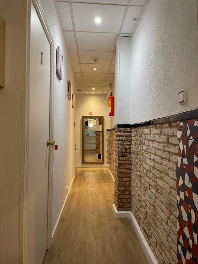 Pension Bertolin Barcelona Exterior foto